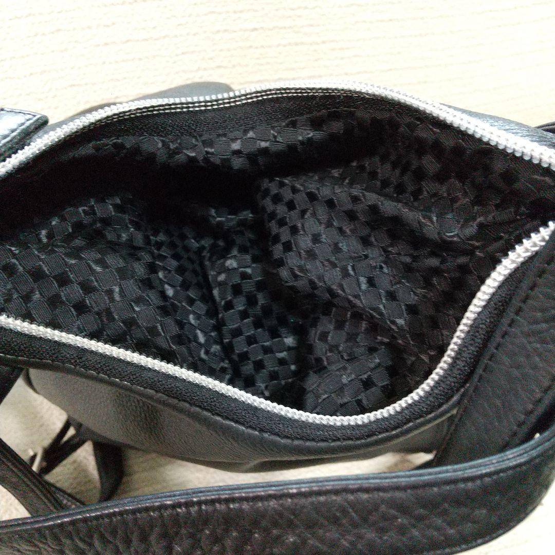ミキアモ レザー リュック