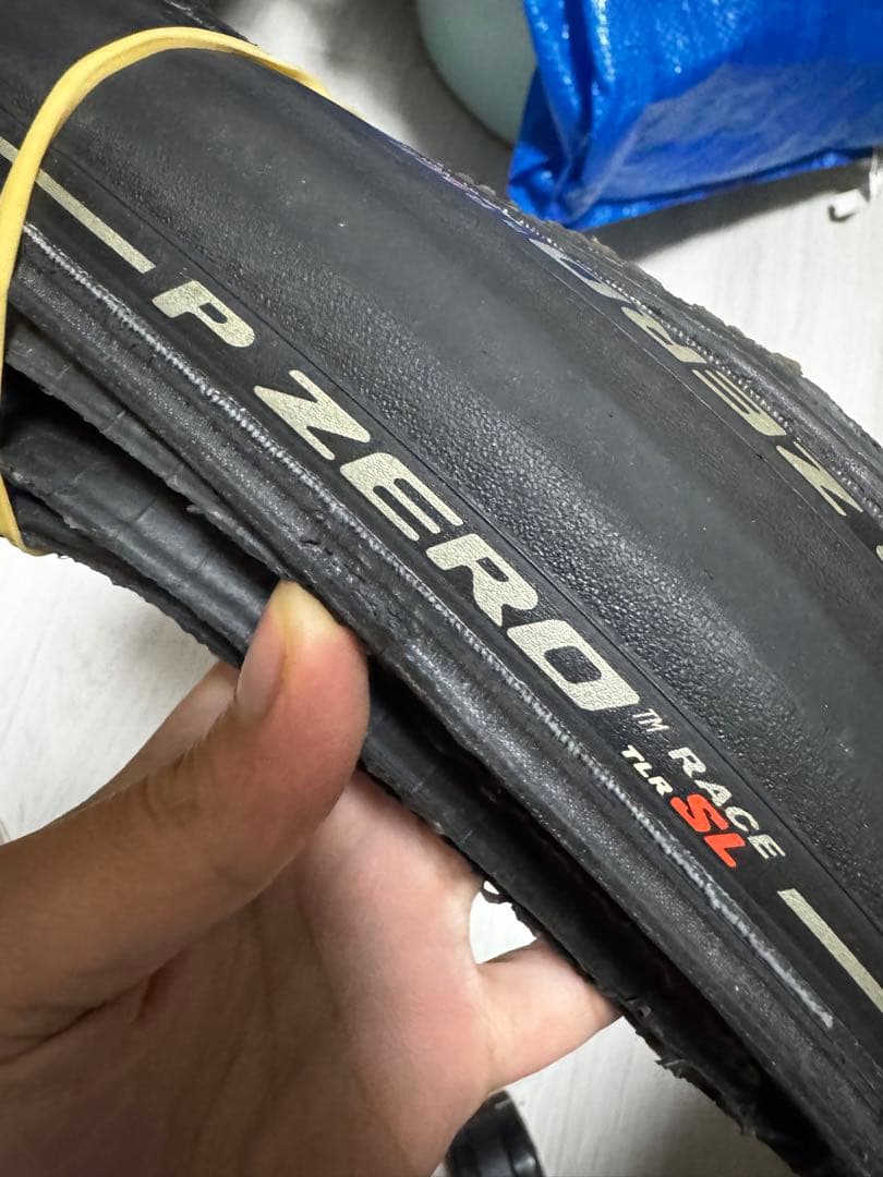 PIRELLI P ZERO RACE TLR SL 26C タイヤ BRIGHTFACE_UK