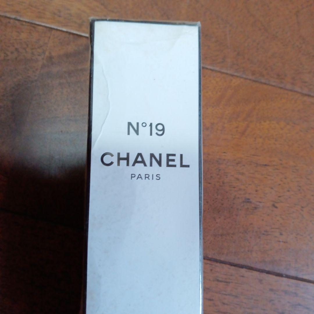 CHANEL N°19 Eau de Toilette 100ml