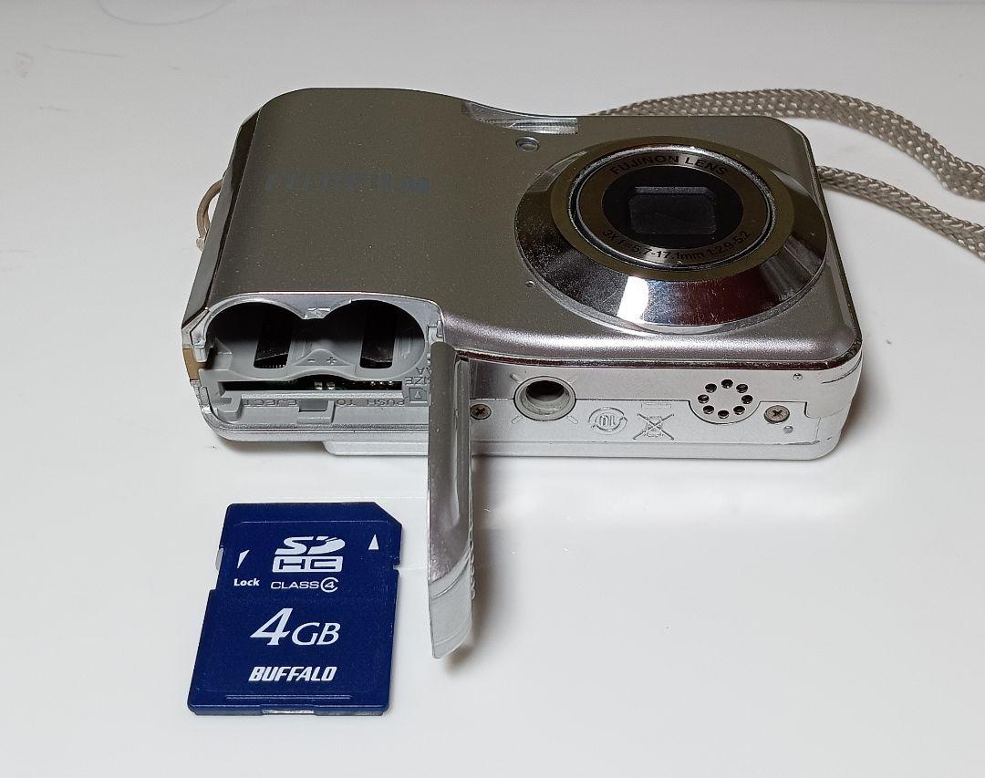 FUJIFILM Finepix AV230 シルバー 単3電池駆動