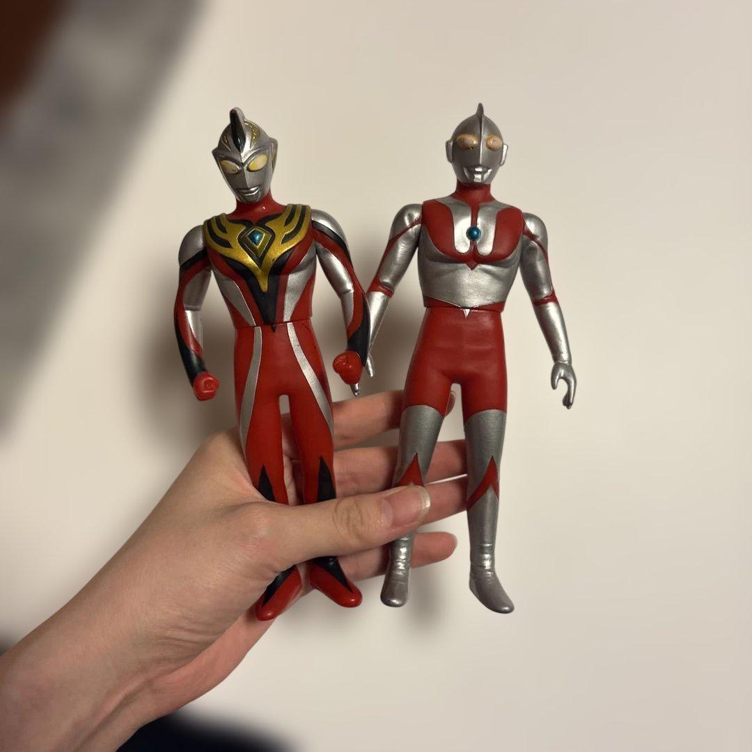 ウルトマンシリーズ怪獣フィギュア まとめ売り! ウルトラマンシリーズ 怪獣フィギュア 18体セット - メルカリ