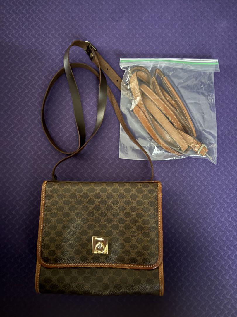 バッグ CELINE Double Flap pocket shoulder bag