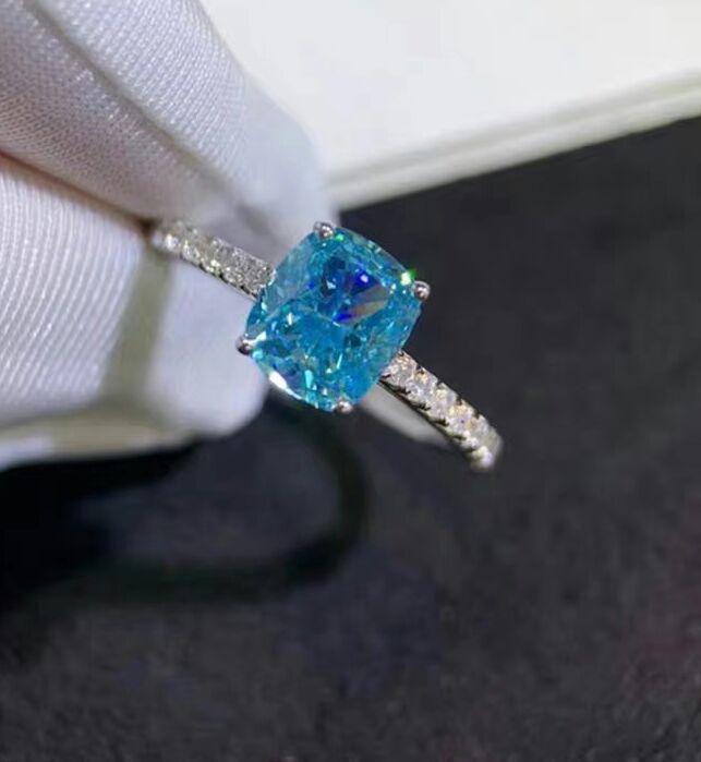 シニアファッション 送料無料Pt950ダイヤモンド 1.50ct シーブルー ...