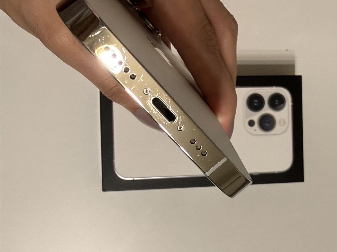 Apple iPhone 13 Pro シルバー 256GB