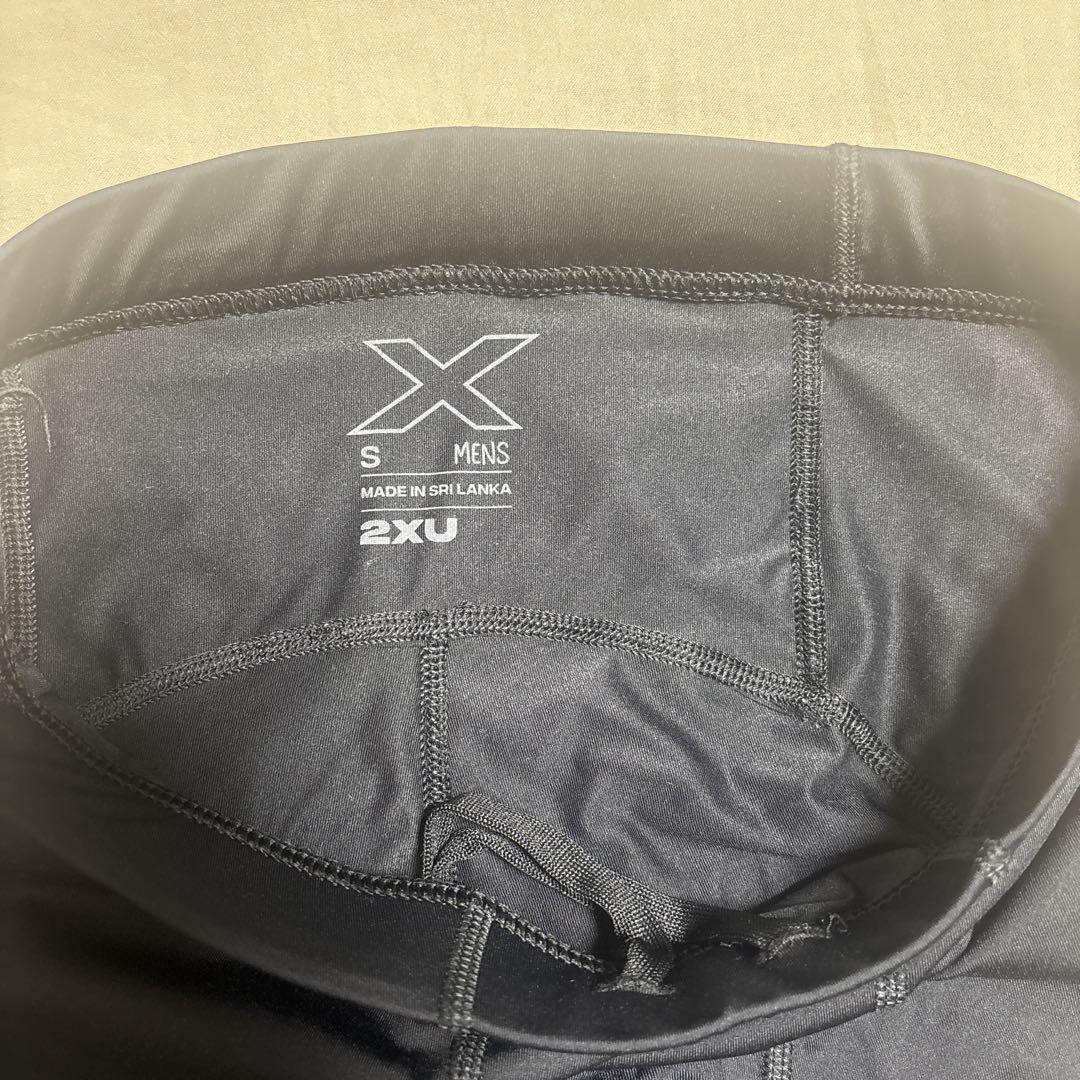 2XU ライトスピードレースコンプレッションショーツ　メンズSサイズ