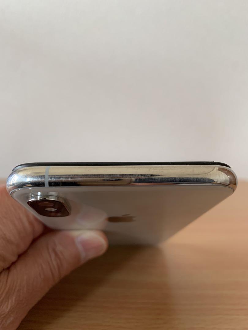 iPhone XS 256GB ホワイト バッテリー交換済