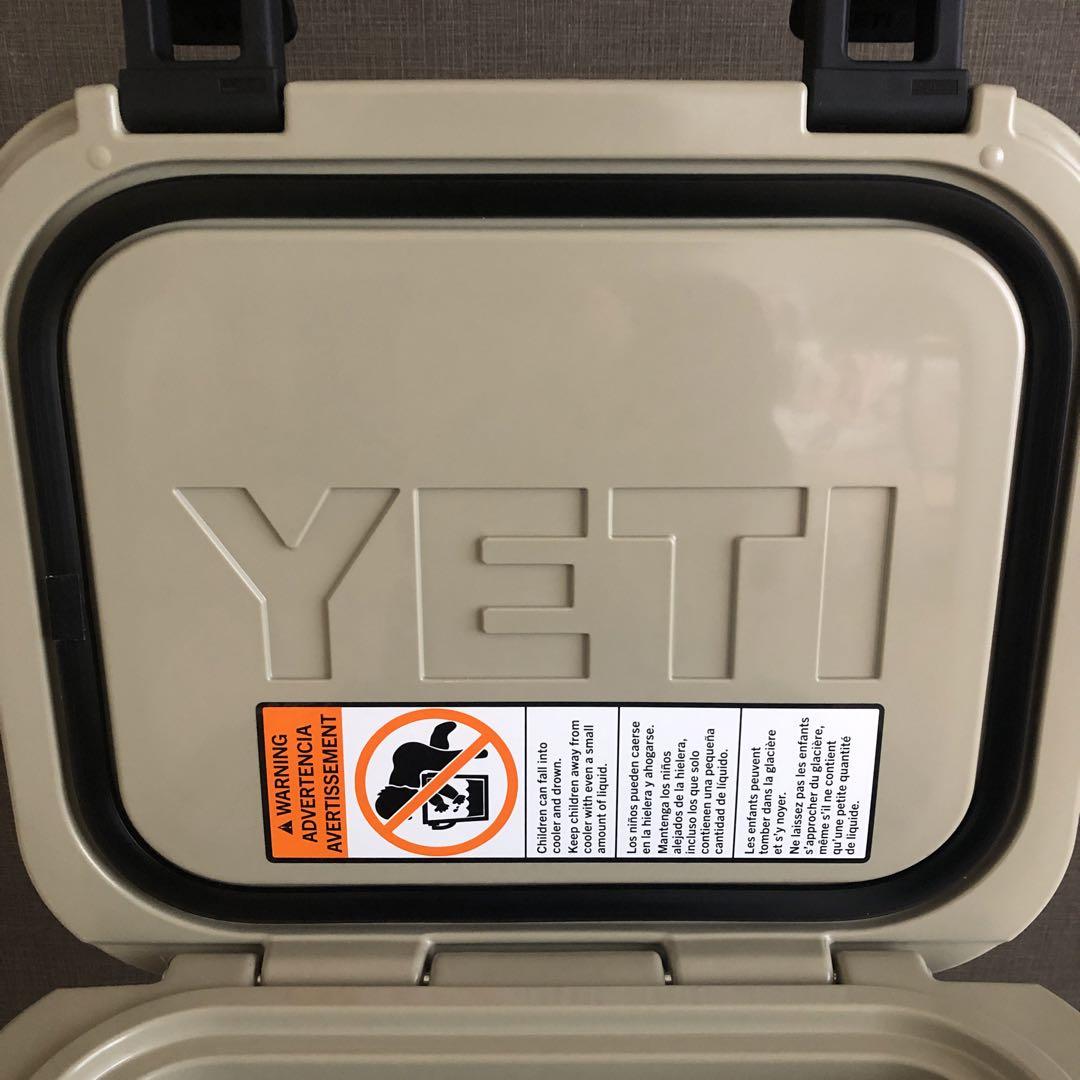 YETI ローディー24クーラーボックスM2322