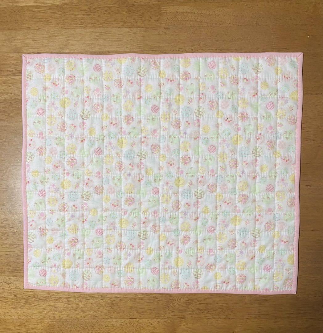 パッチワークキルト　フィードサックのキルト