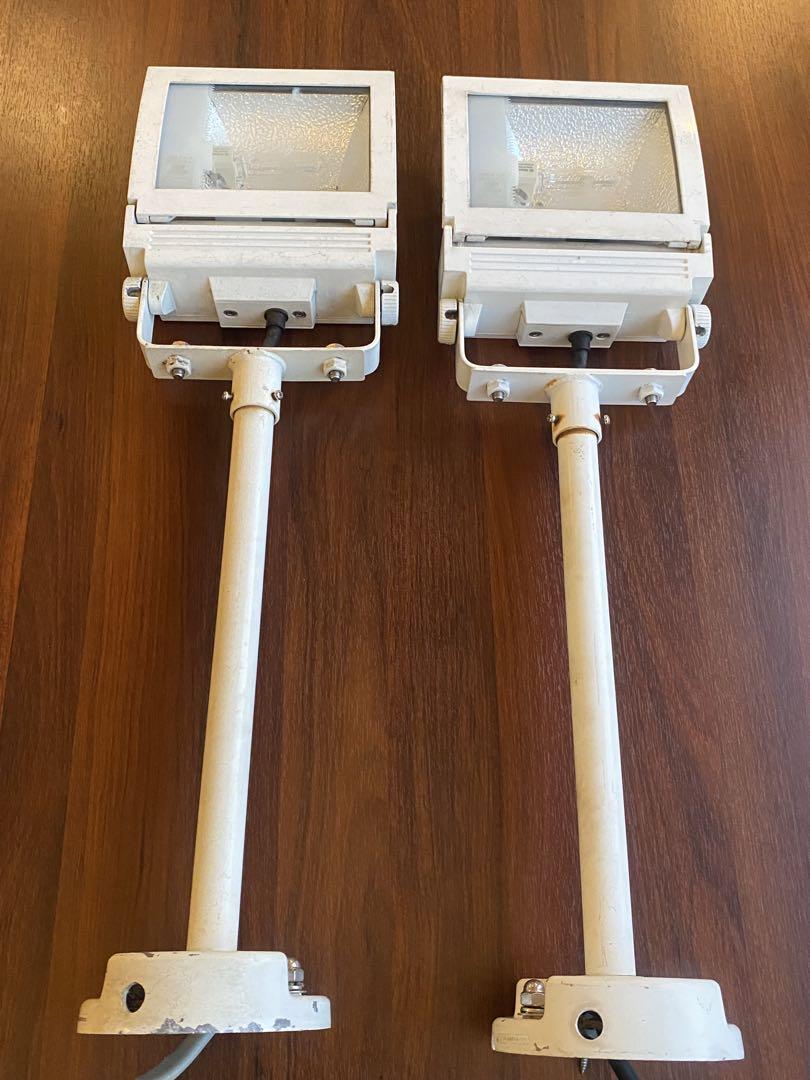 ライト・ランタン LED spotlight set of 2