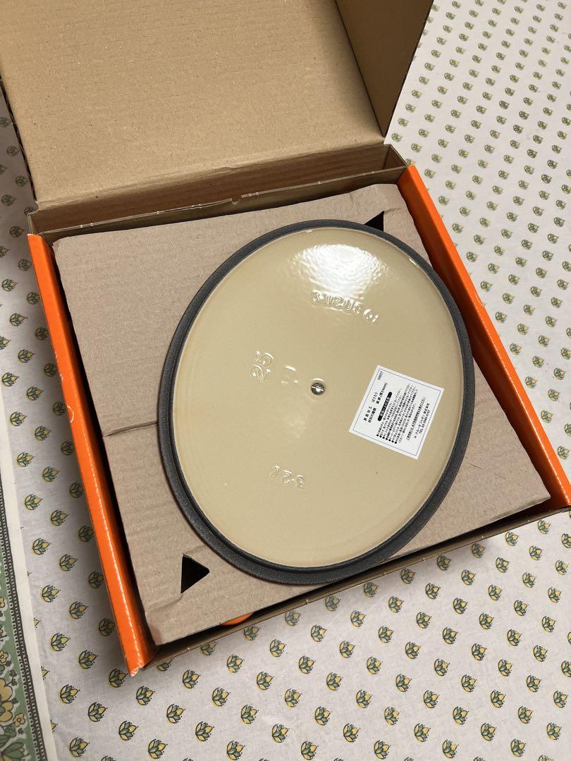 Le Creuset 鋳鉄製 両手鍋 オレンジ✨約24cm範囲内お値引きご相談⭕️ LE CREUSET 鋳鉄 両手鍋 24cm