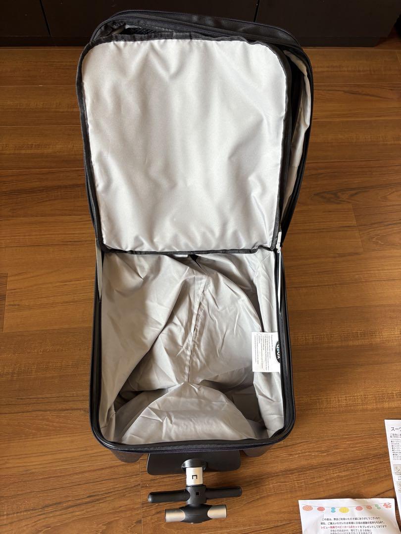 キッズキャリーカート 子どもが乗れるスーツケース Qbox 35L