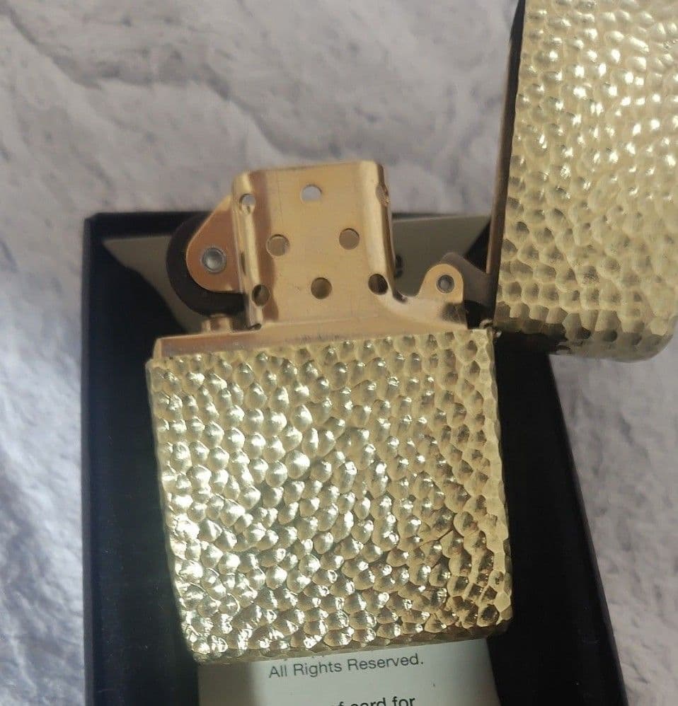 新品未使用 ZIPPO Armor ハンマートーン カスタム ゴールド 新品未使用 ZIPPO Armor ハンマートーン カスタム ゴールド