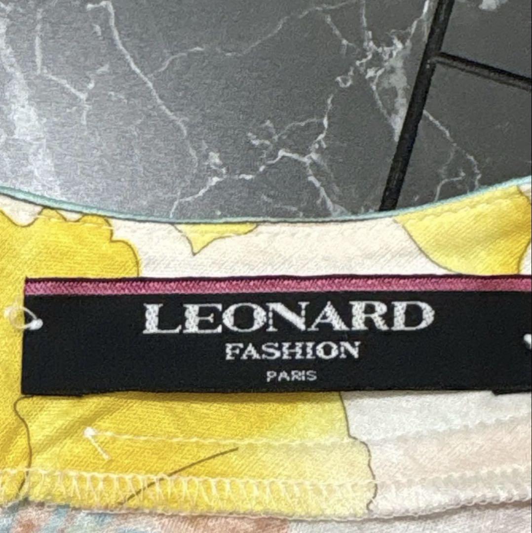 【美品】LEONARD レオナール 半袖トップス 花柄 コットン　Ｍ