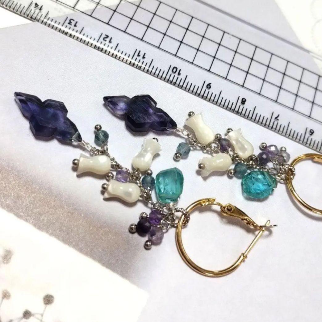 現品限り♡フローライトカービング＆鈴蘭　チャーム