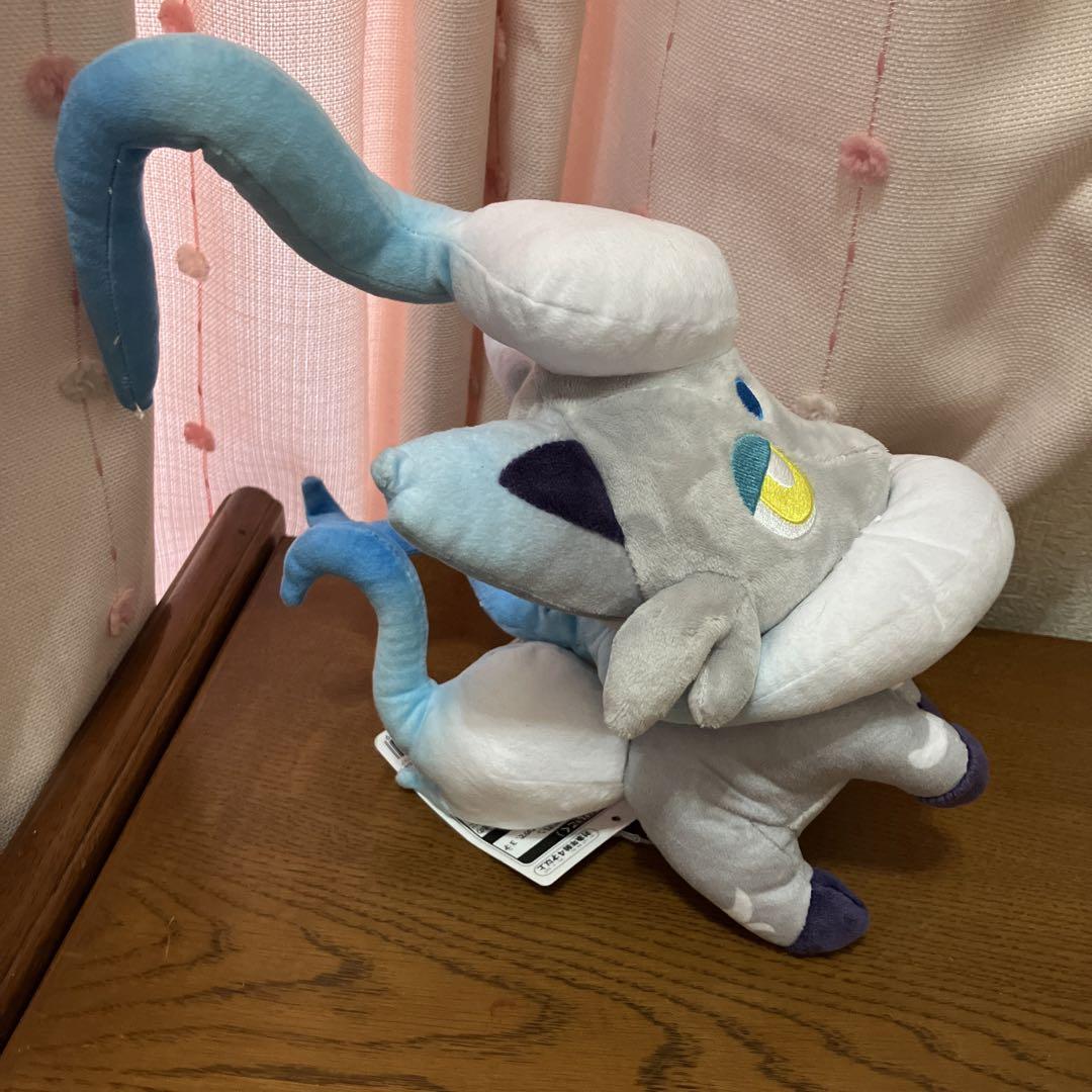 【新品未開封品】 ポケモンセンター　ぬいぐるみ　色違いのヒスイゾロア