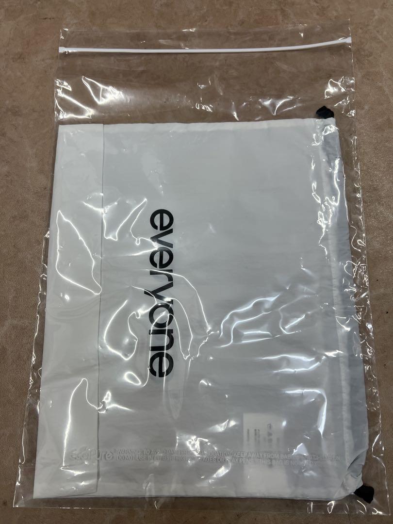 バッグ everyone nylon kinchaku pouch (WHITE)