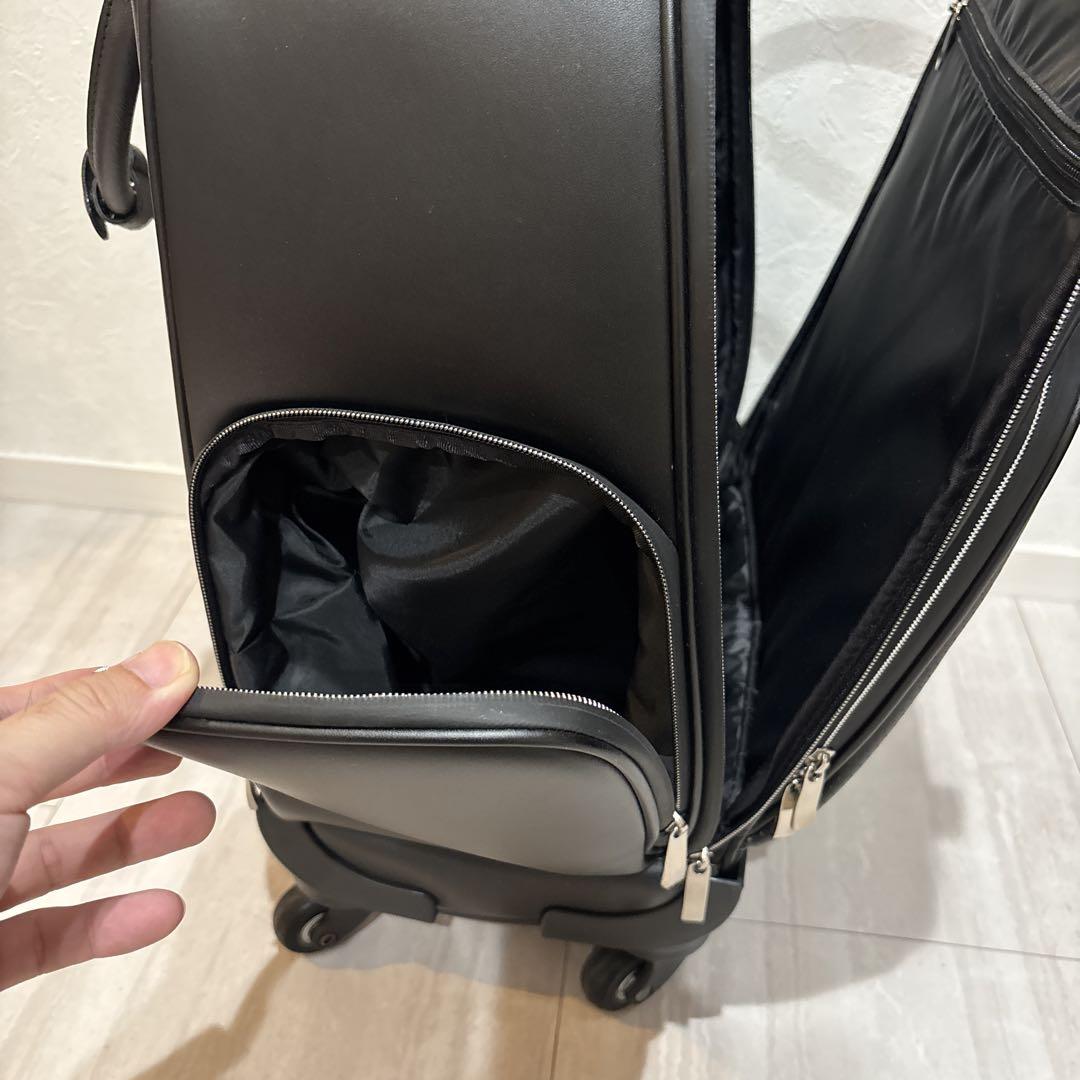 TaylorMade ゴルフキャリーケース 黒 合成皮革 収納袋付き