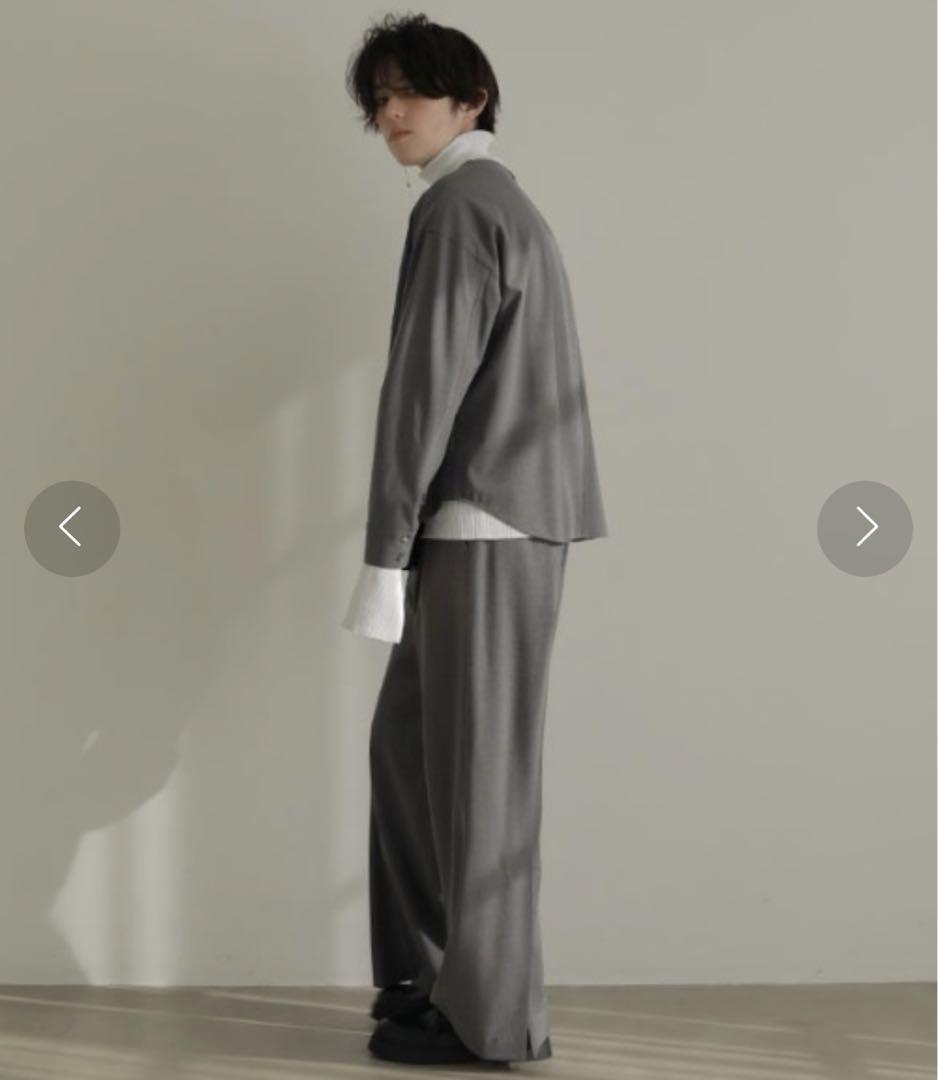 ETRE TOKYO エトレトウキョウ セミワイドタックスリットパンツ パンツ