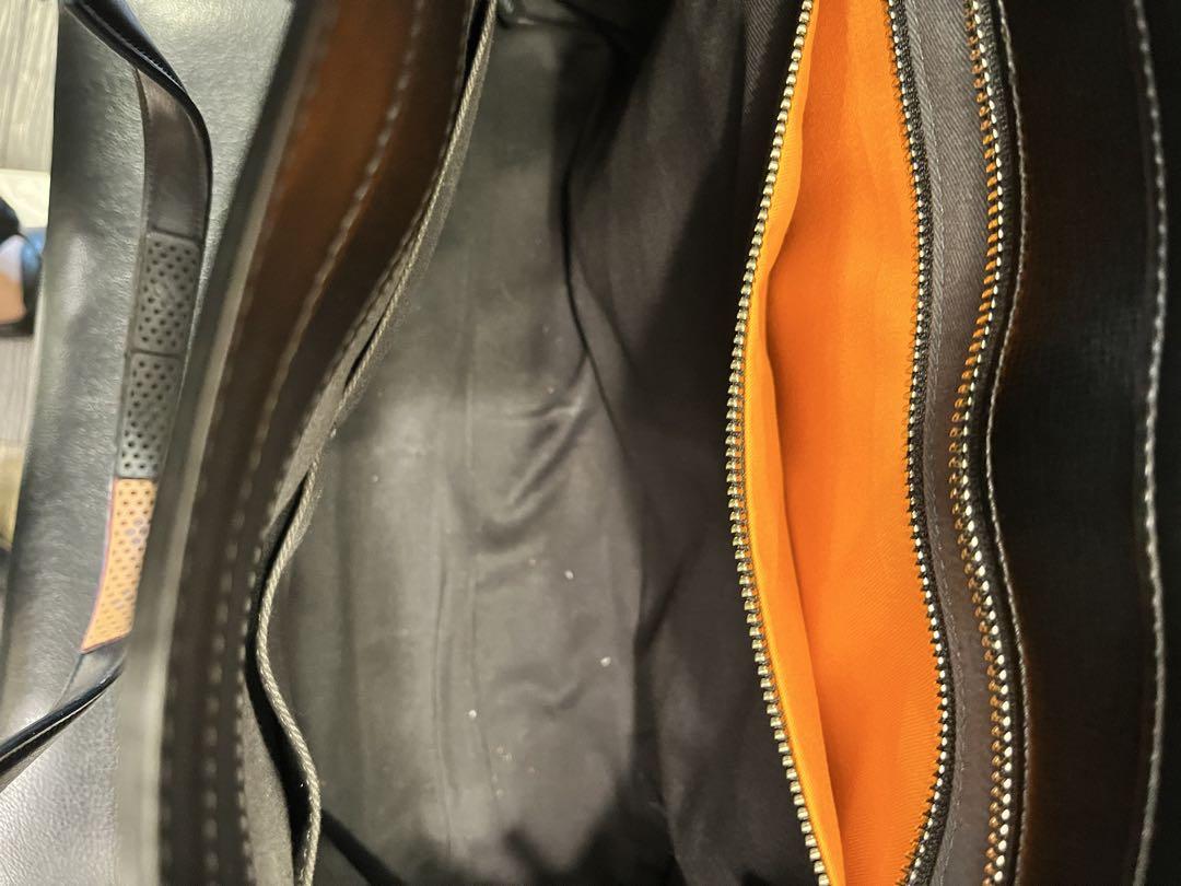 ポールスミス　黒のビジネスバッグ 青のハンドル付き