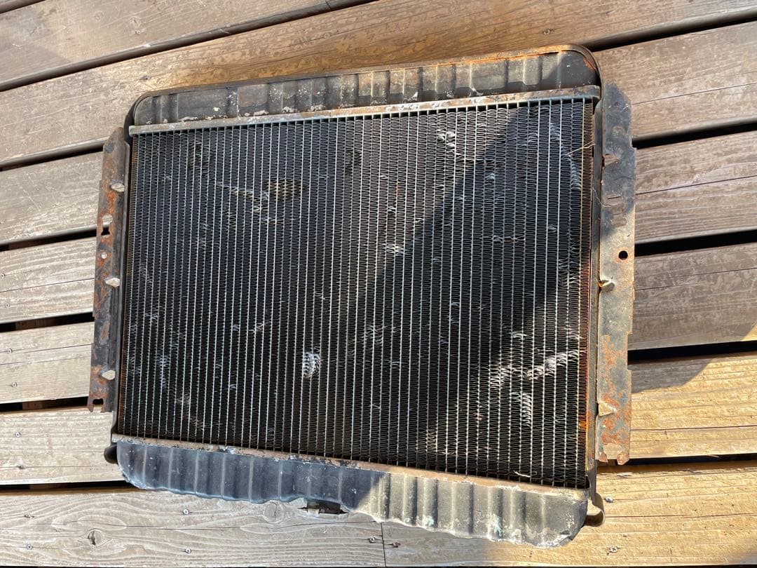 インパラ　純正ラジエター