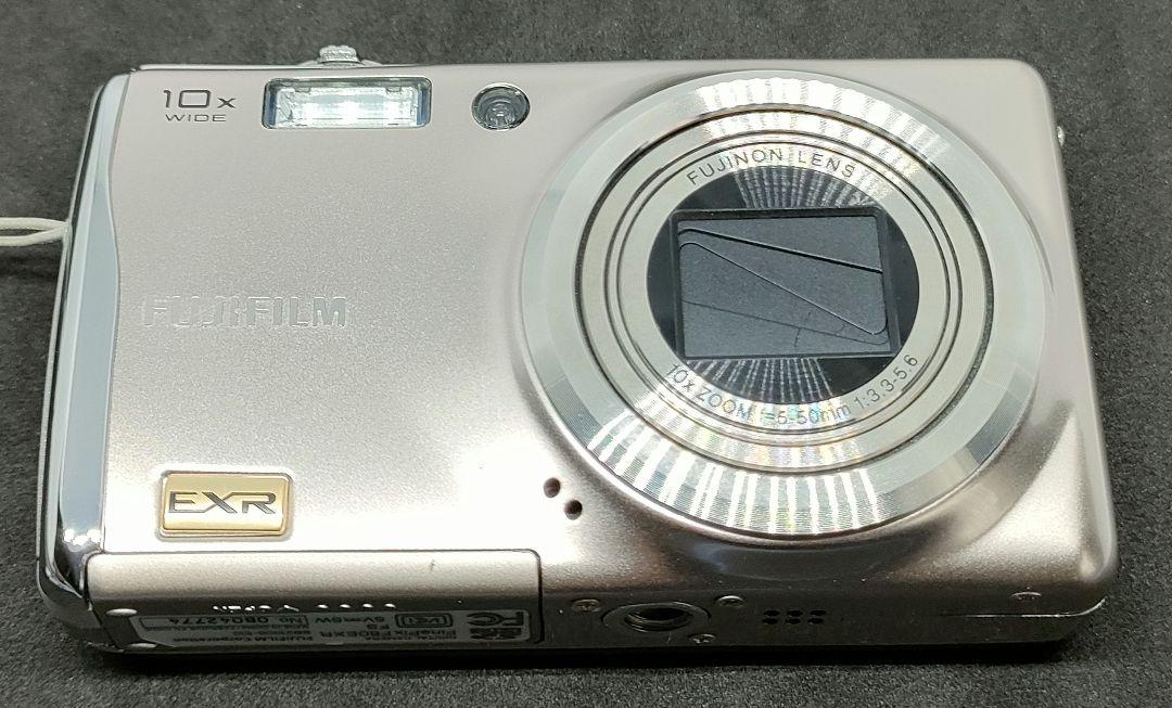 FUJIFILM FinePix F80 EXR シルバー デジカメ　ケースあり FUJIFILM FinePix F80 EXR シルバー デジカメ ケースあり
