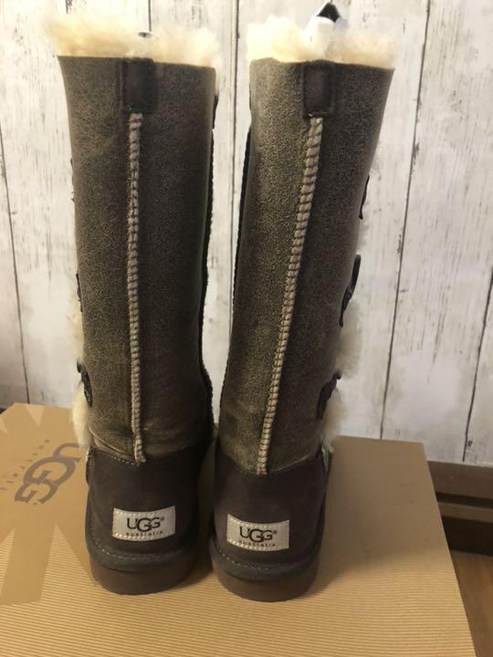 【新品未使用】UGG W BAILEYBUTTON TRIPLET BOMBER