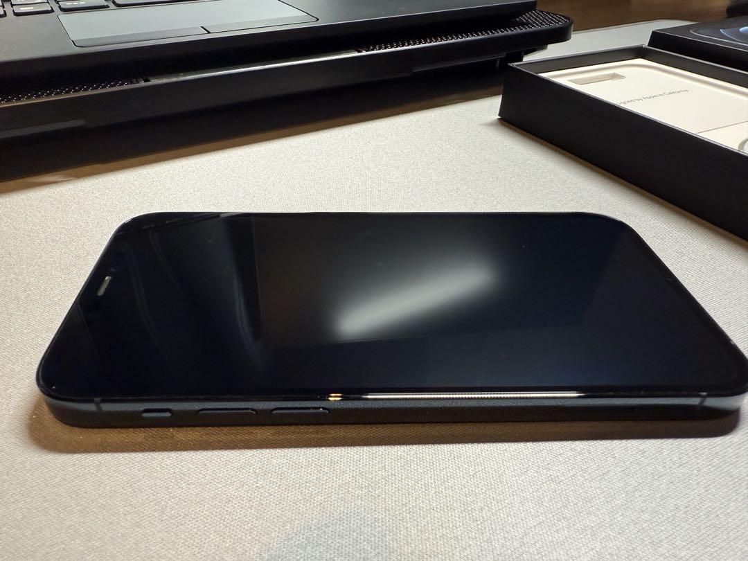 タイン様【美品・即発送】iPhone12 Pro 128gb SIMフリー