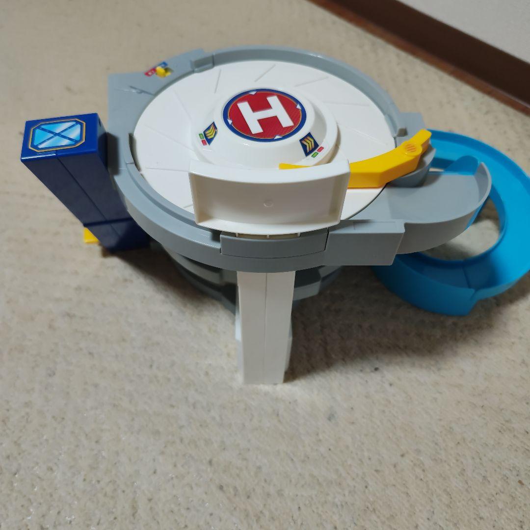 Amazon.com: TOMICA Takara Tomy DX Parking トミカ ぐるぐる