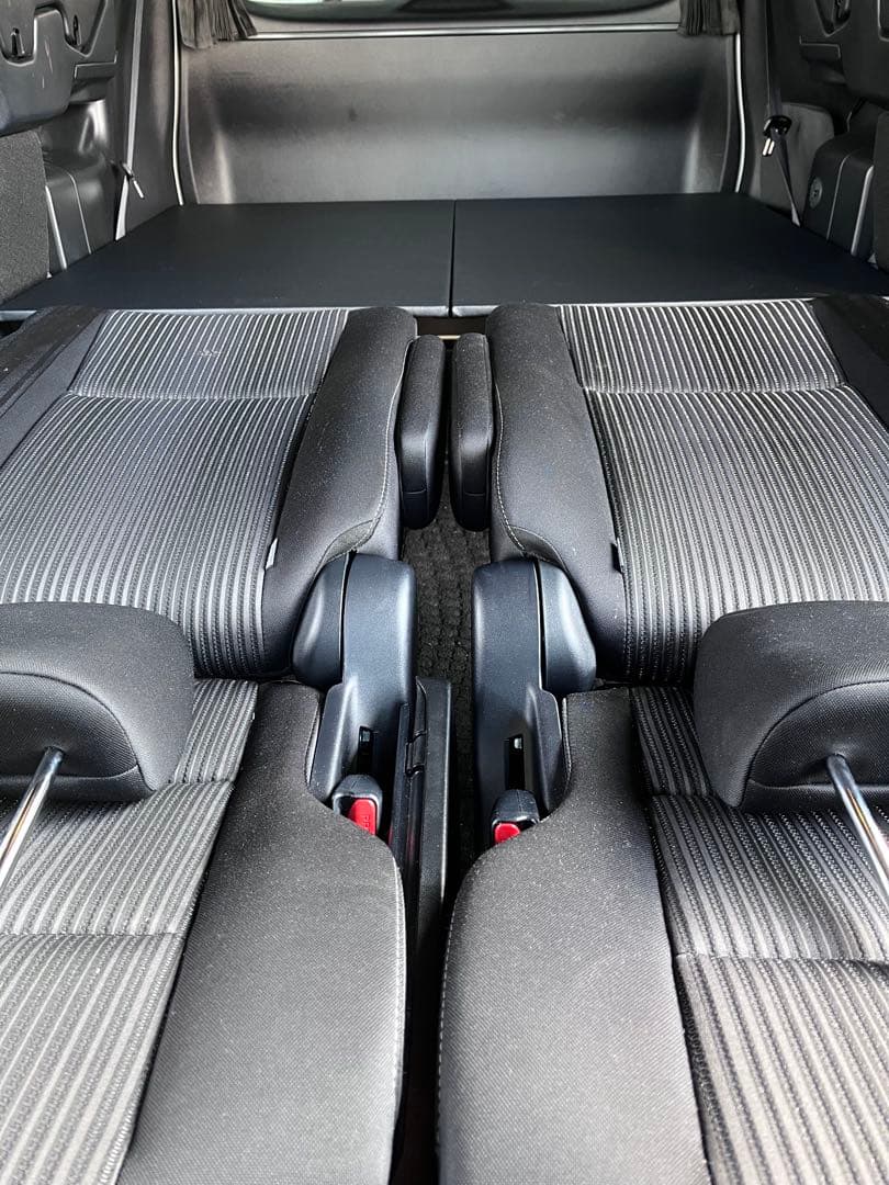 80/90系ノア　エスクァイアヴォクシー　ベッドキット　2段収納　クッション無し