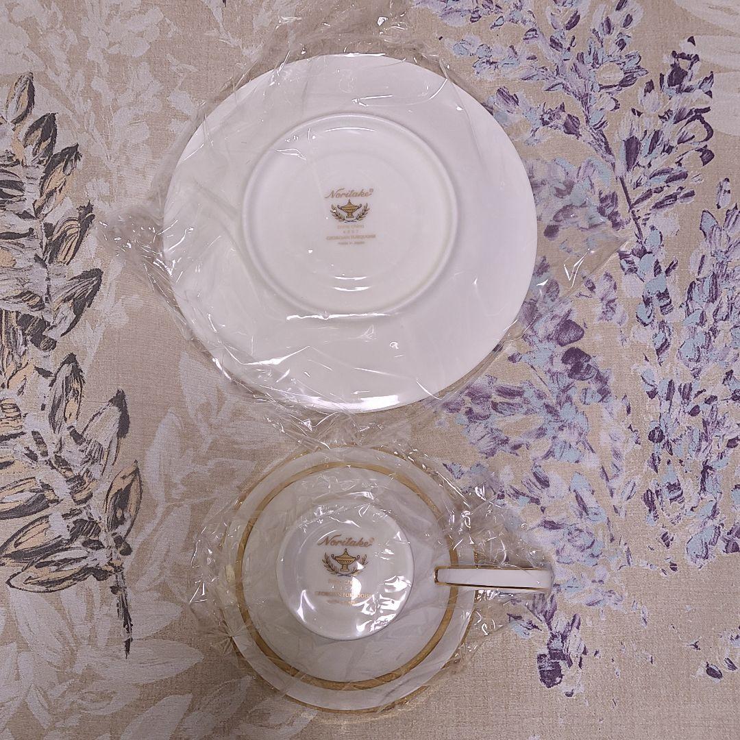 カップ ソーサー