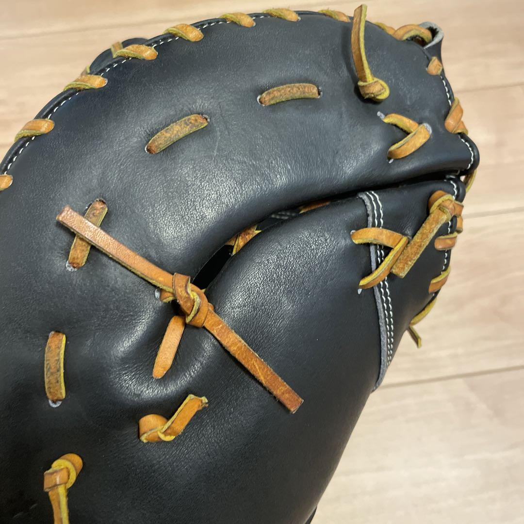 野球グローブ　黒