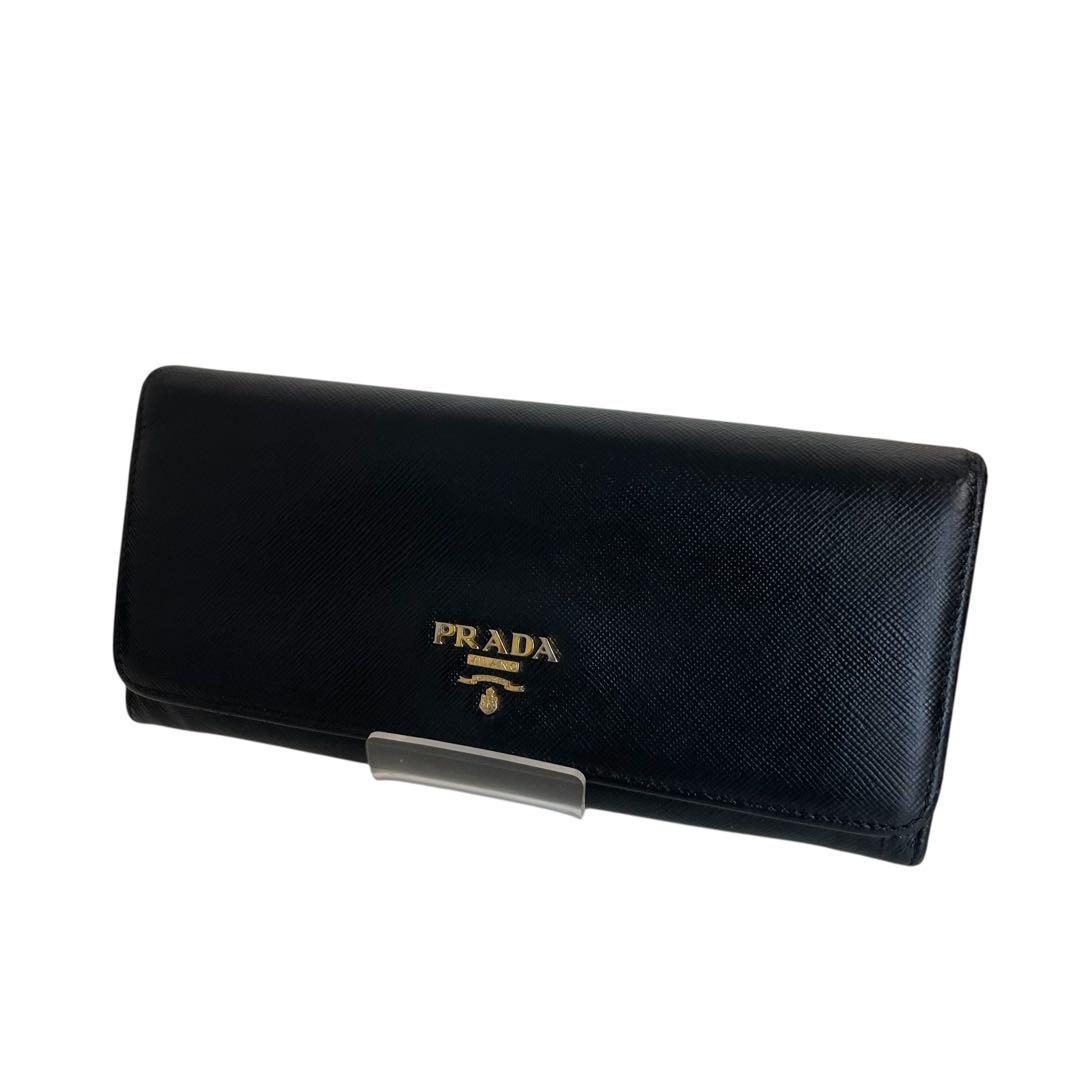 【美品】　PRADA プラダ　二つ折り長財布　金ロゴ レザー 黒　ブラック