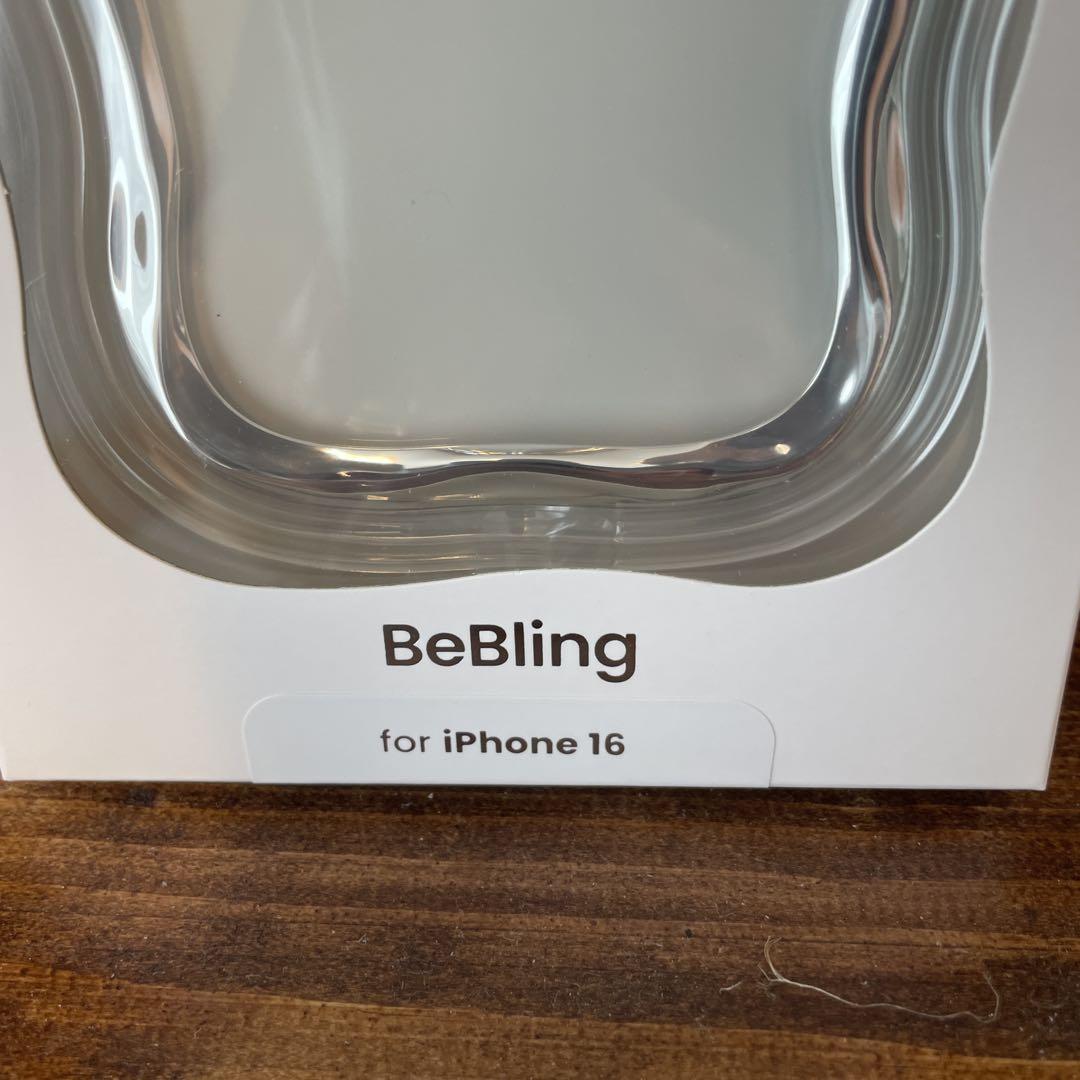 新品iPhone 16シルバーiface BeBling