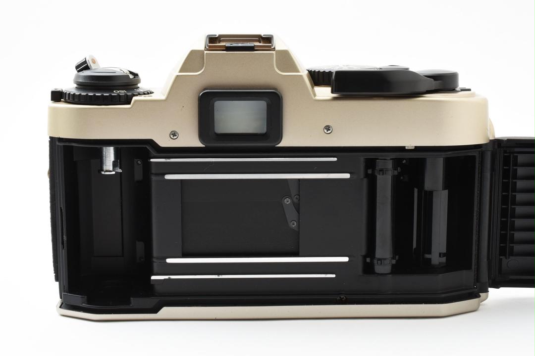 Nikon FE10