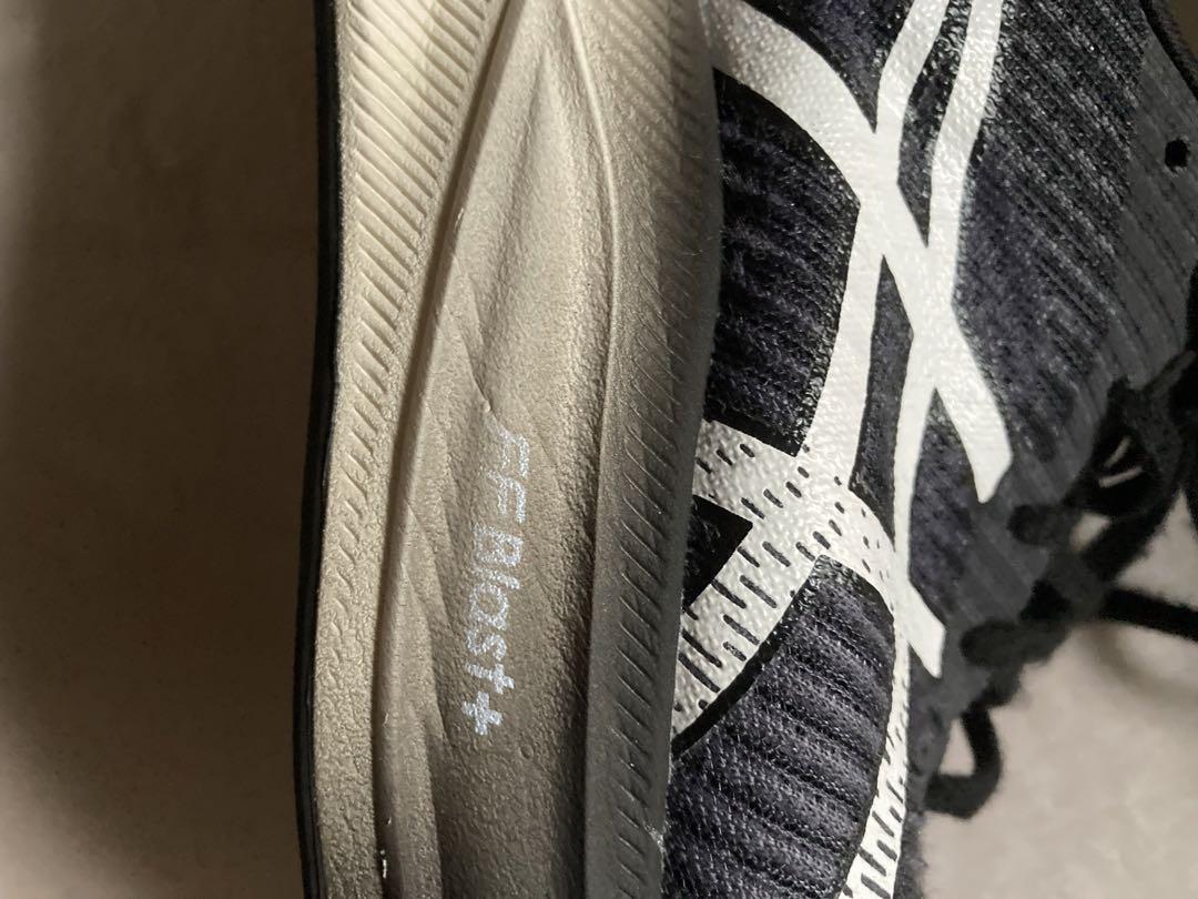 アシックス ランニングシューズ asics マジックスピード2 状態良