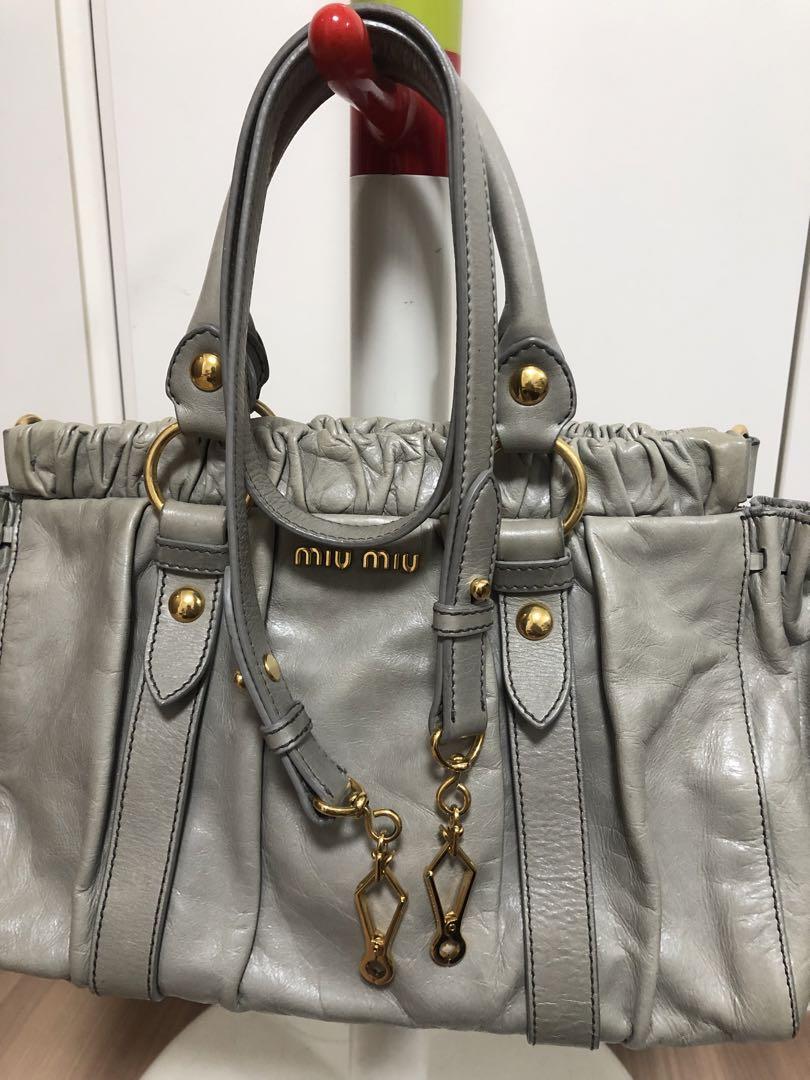 miu miu グレー ハンドバッグ　ショルダーバッグ