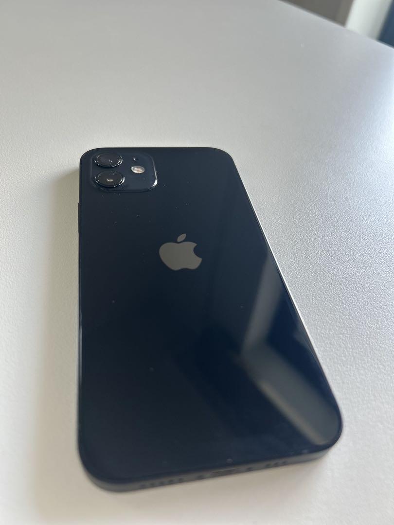 Apple iPhone12 64GB ブラック SIMフリー: 中古