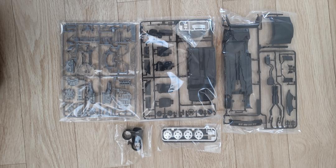 メルセデスベンツ 600SEL AMG タミヤ 1/24 プラモデル