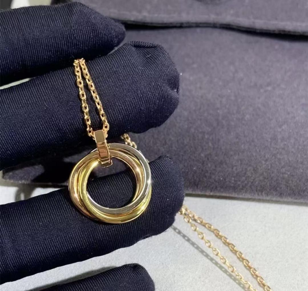 Cartier ベビートリニティネックレス