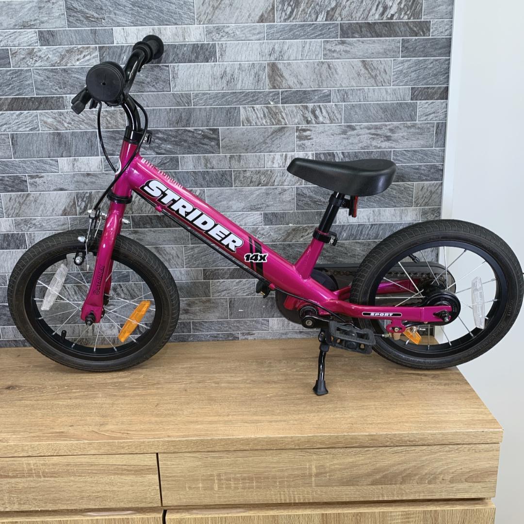 STRIDER 14x　ストライダー　フューシャピンク　子供用自転車　変身バイク