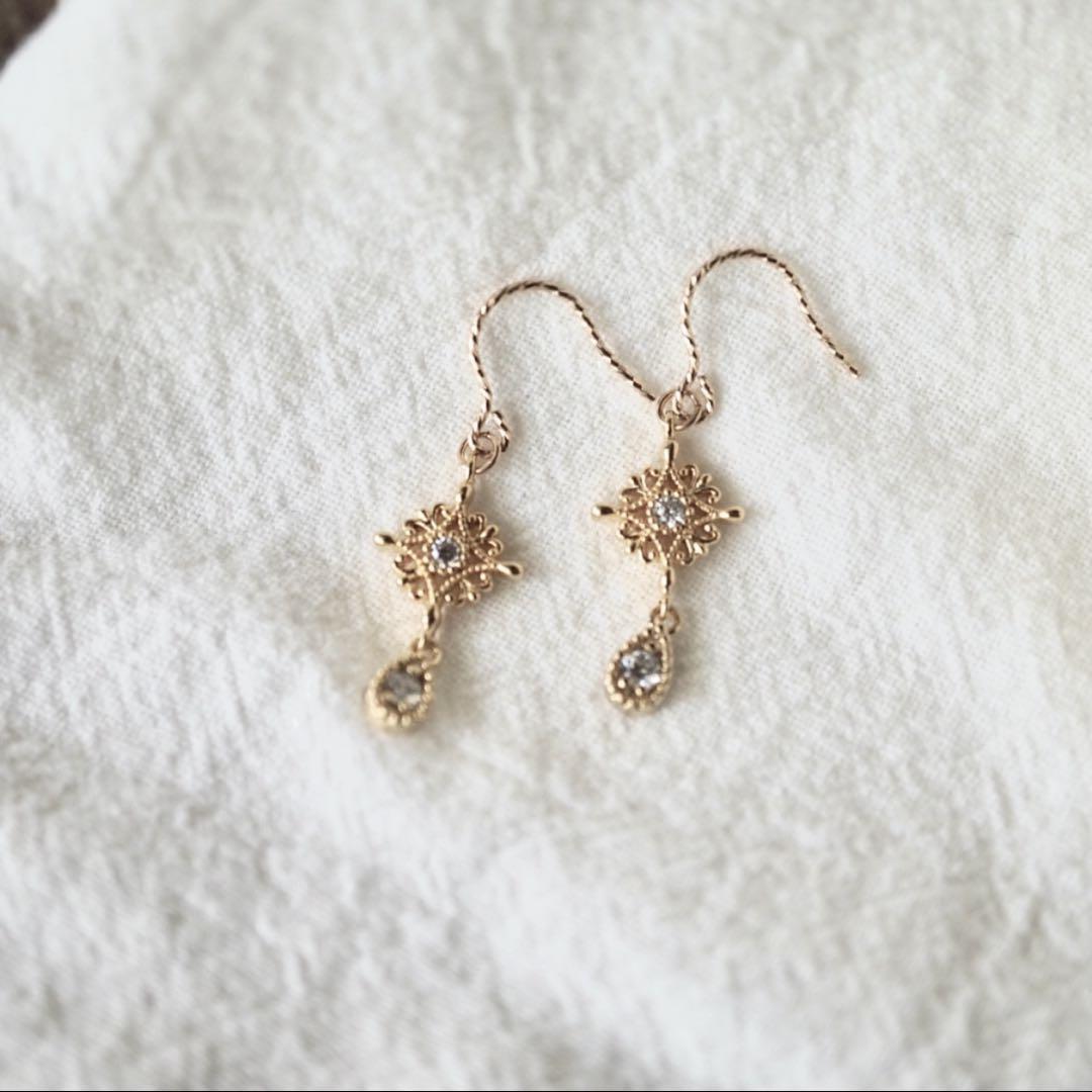 agate WINTER Limitedピアスセット