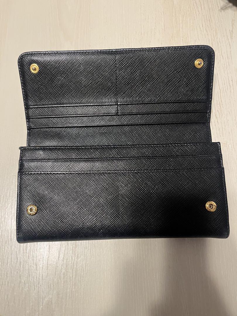 PRADA 黒レザー 長財布