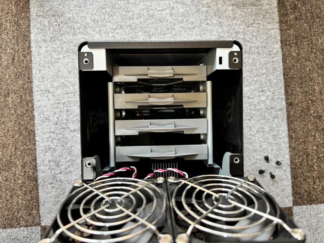 DiskStation DS416j | Synology 4ベイオールインワンNASキット