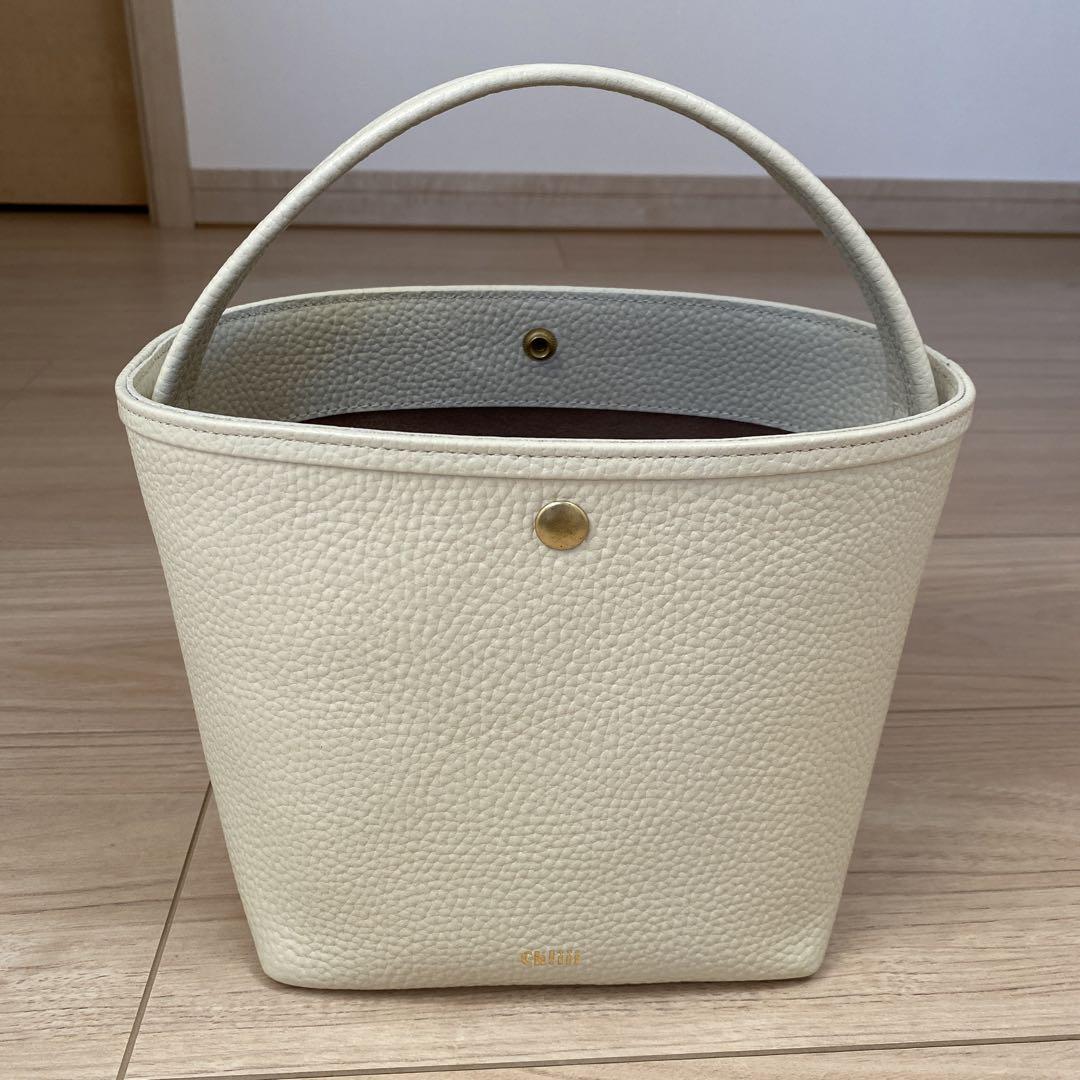 人気のレザーバスケットですchiiiibag  チーバッグ