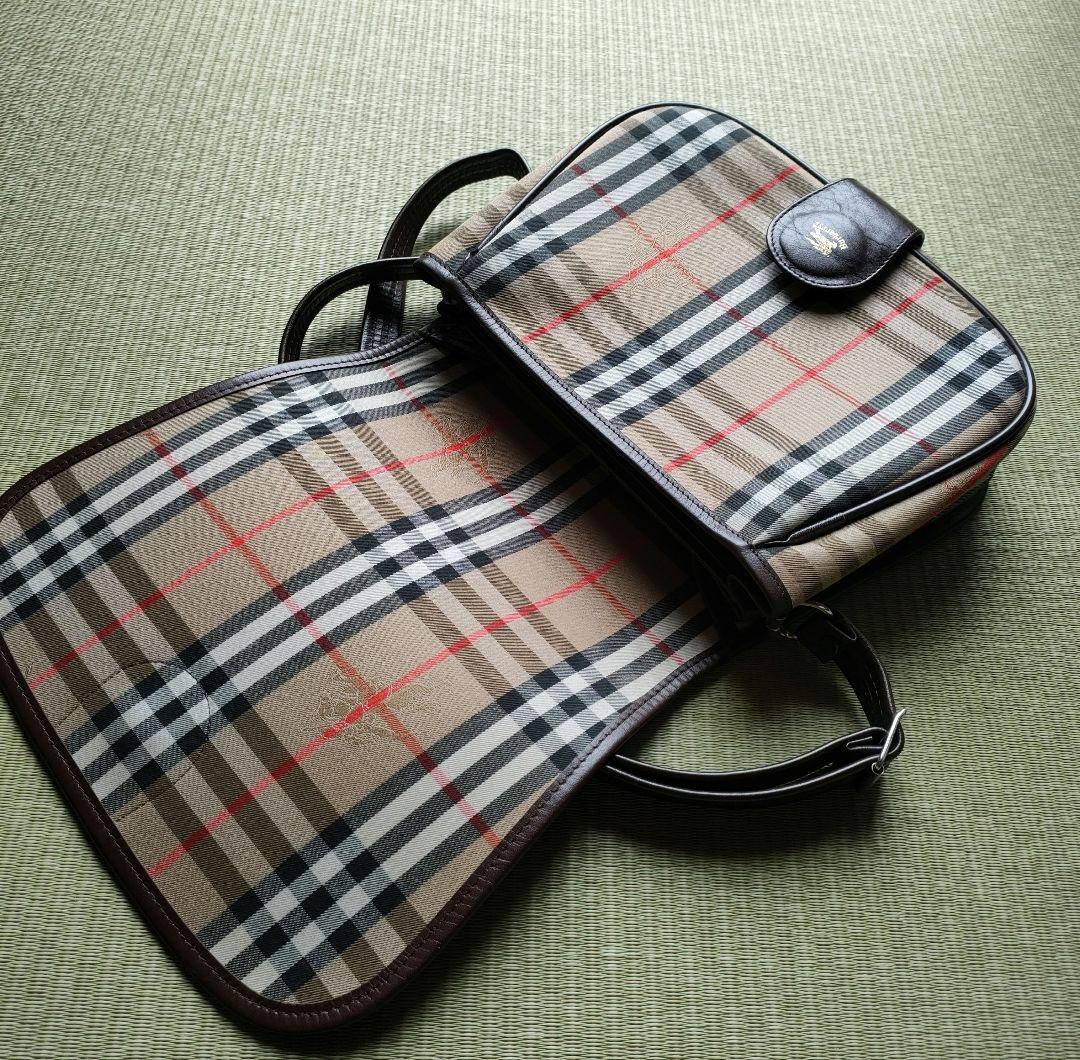 バーバリーBURBERRY レザー ショルダーバッグ