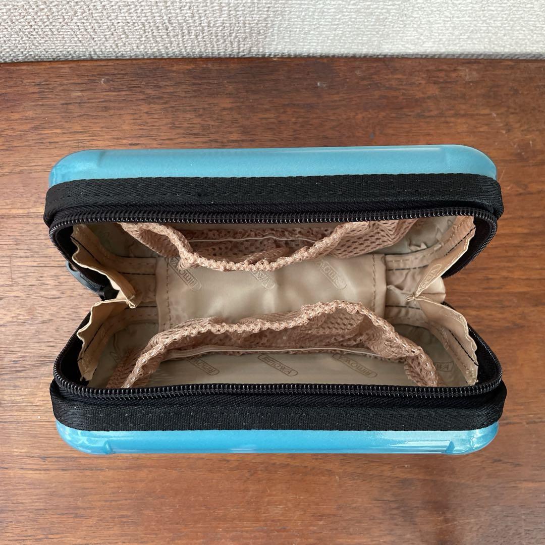 未使用 RIMOWAとMAISON KITSUNE のアメニティーポーチ