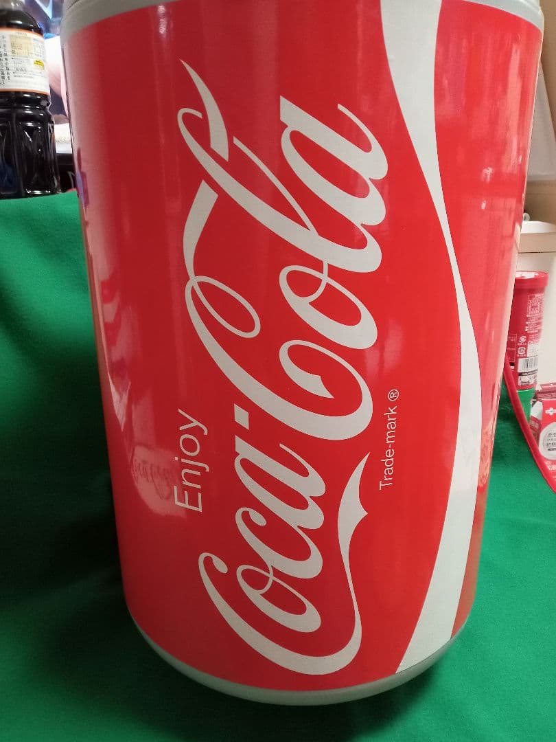 未使用Coca-Cola 缶型クーラー 大容量 キャスター付き 未使用Coca-Cola 缶型クーラー 大容量 キャスター付き