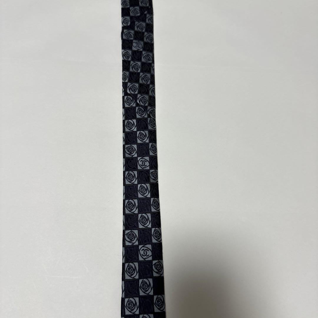 最高級 CHANEL ココマーク&カメリア ネクタイ ステンドグラスモチーフ