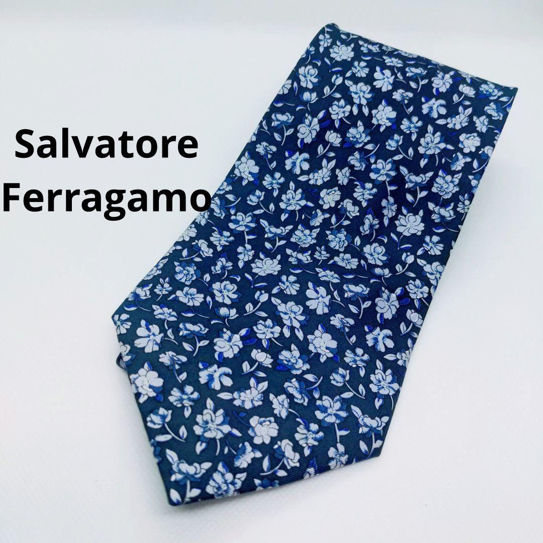 Ferragamo　花柄　ネクタイ　ネイビー　シルク　フェラガモ