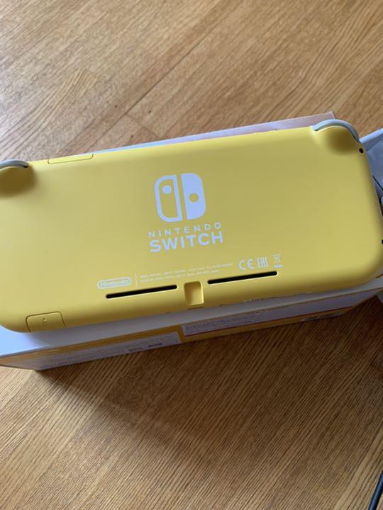 SWITCH LITE イエロー 任天堂スイッチライト 本体 黄色 - メルカリ SWITCH LITE イエロー 任天堂スイッチライト 本体 黄色 - メルカリ